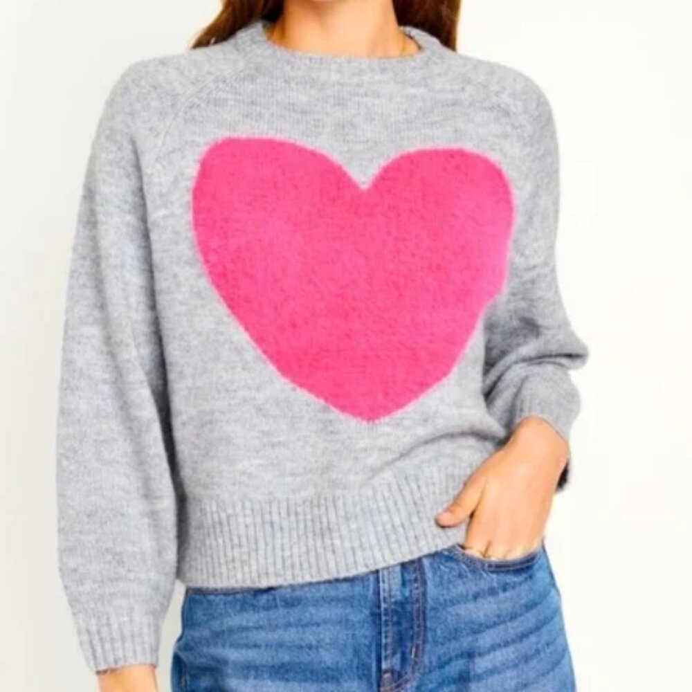 Old Navy Cropped Crew-Neck Sweater Large Heart L NWT